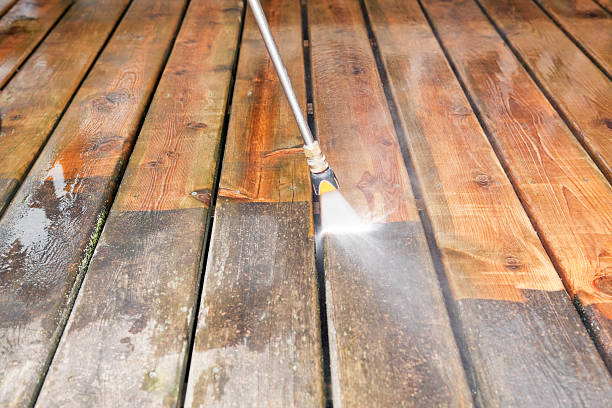 Best Playground Equipment Cleaning  in Olivet, MI