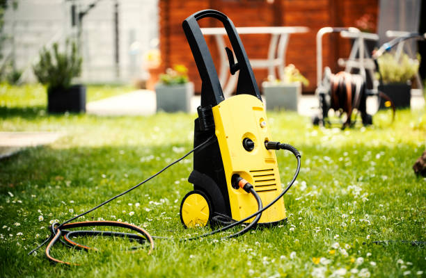 Professional  Pressure Washing Services in Olivet, MI